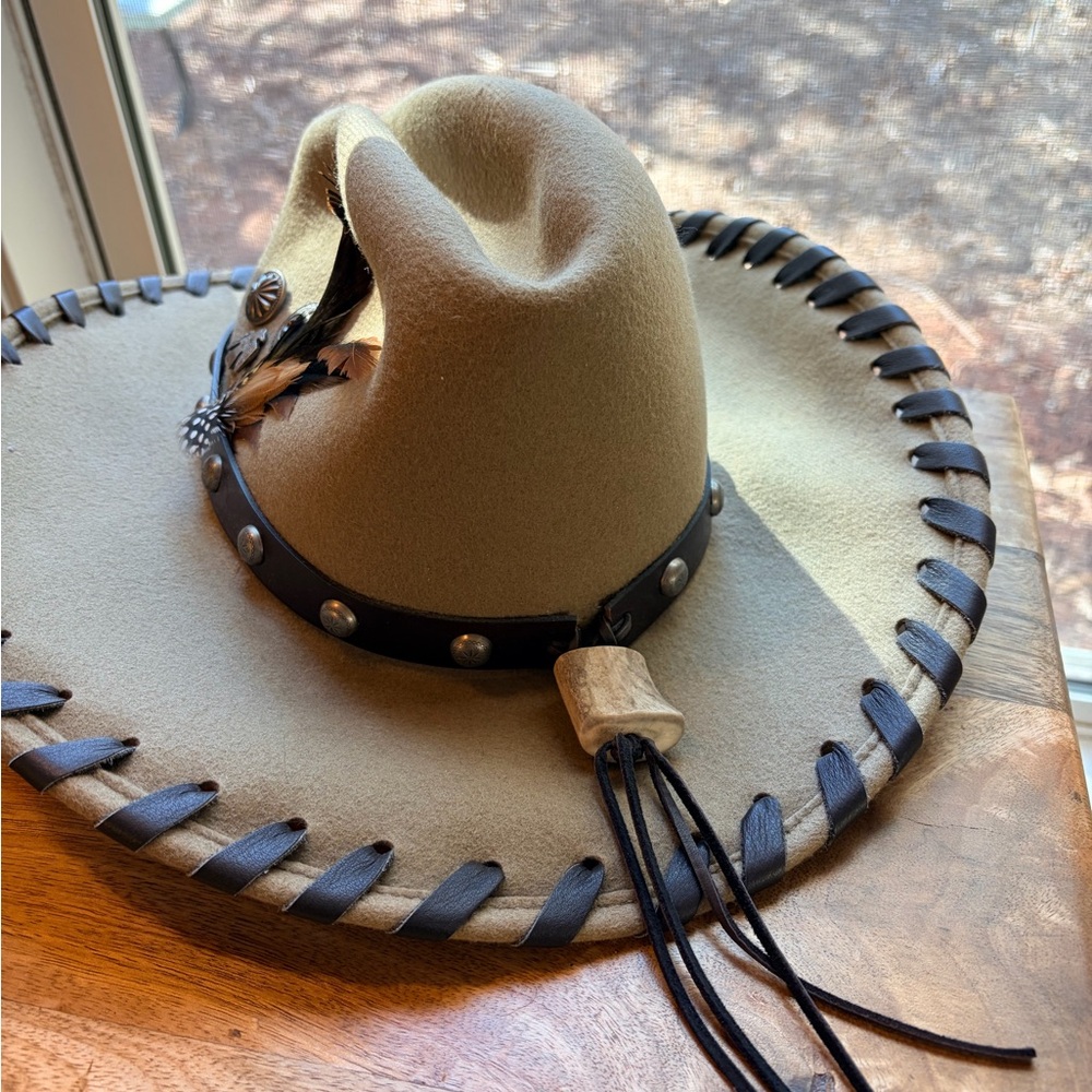 Western Hat - Picture 5 of 7
